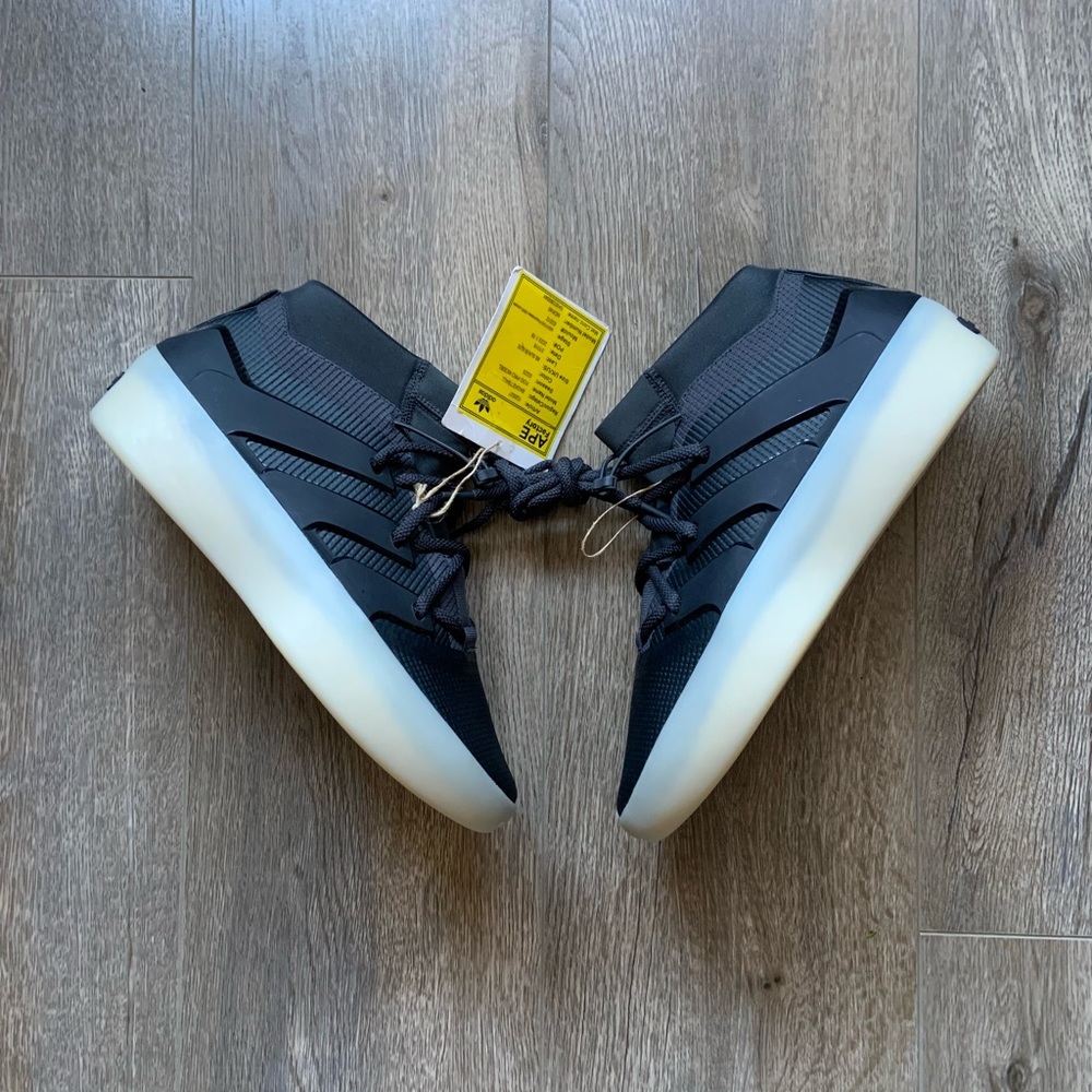 ADIDAS FEAR OF GOD FOG ATHLETICS BASKETBALL CARBON MENS SIZE 9 PROTOTYPE SAMPLE